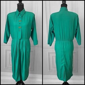 Vintage teal dress 🖤